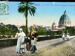 Roma SS Pio X nei giardini Vaticani col suo seguito