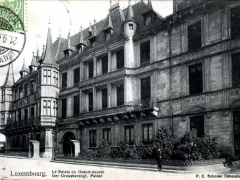 Le Palais du Grand ducale der grossherzogl Palast