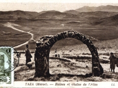 Taza Ruines et chaine de l'Atlas