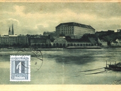 Linz a D Donaulände mit Schloss