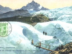Chamonix Grotte du Clacier des Bossons et l'Alguille du Midi
