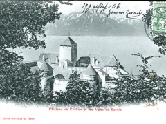 Chateau de Chillon et les Alpes de Savoie