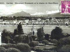 Geneve Monument Brunswick et la chaine du Mont Blanc