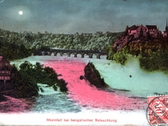 Rheinfall bei bengalischer Beleuchtung