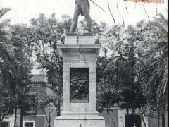 Sevilla Plaza de Alfonso XIII y Estatua de Daoiz