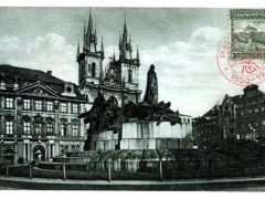 Praha Staromestska namesti s pomnikem mistra Jana Husi