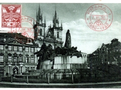 Praha Staromestska namesti s pomnikem mistra Jana Husi