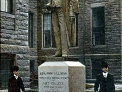 New Haven Benjamin Sillimann Monument Yale Campus